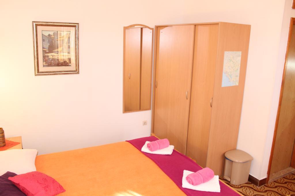 Guest House Tomanovic Herceg Novi Exterior photo